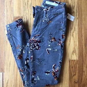 NWT Anthropologie skinny cords, sz 26